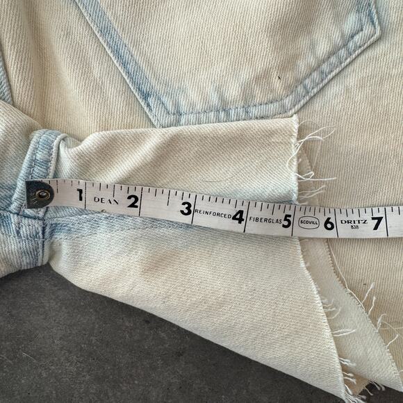 Vintage Y2k Light Wash Bleach Acid Wash Wild Fable Mom Hi Rise Cut Off Shorts 6 - Picture 5 of 5
